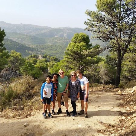 Finca Las Morenas Yunquera Dış mekan fotoğraf