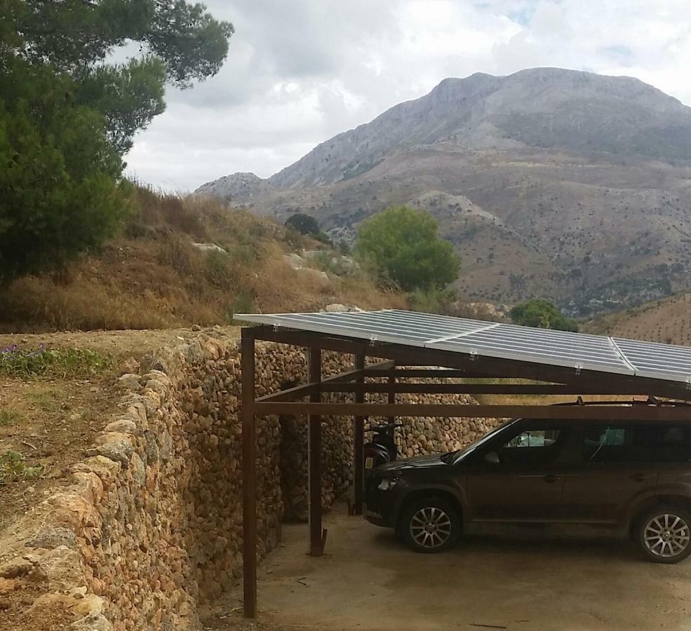 Finca Las Morenas Yunquera Dış mekan fotoğraf